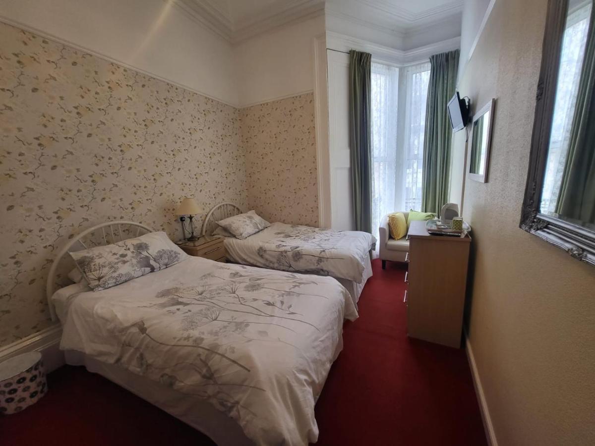 Florence Guest House Уестън сюпър Меър Екстериор снимка